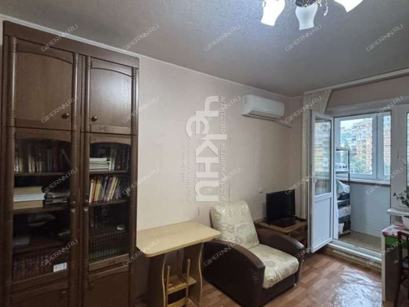 трёхкомнатная квартира на улице Сазанова дом 1А