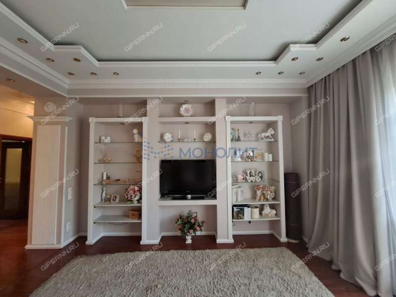 трёхкомнатная квартира на улице Октябрьской Революции дом 60