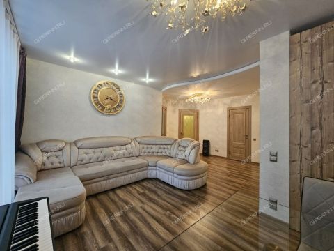 3-komnatnaya-ul-rodionova-d-192-k4 фото