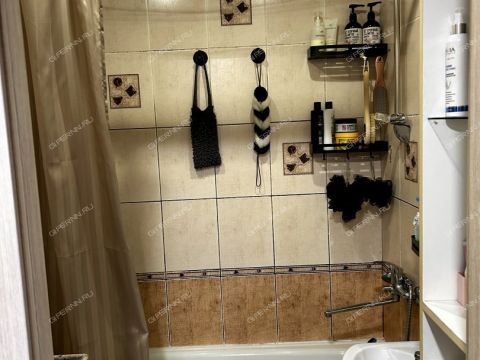 3-komnatnaya-ul-burevestnika-d-16 фото