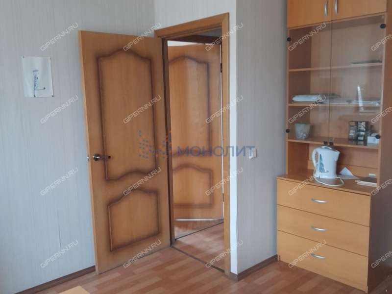 здание под офис, торговую площадь на улице Седова село Работки