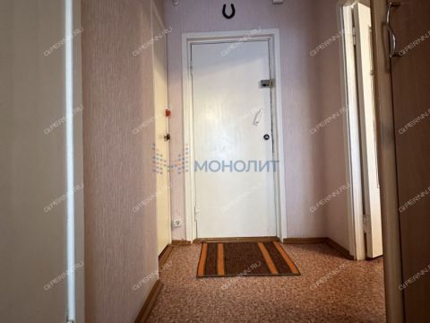 1-komnatnaya-ul-karla-marksa-d-12 фото