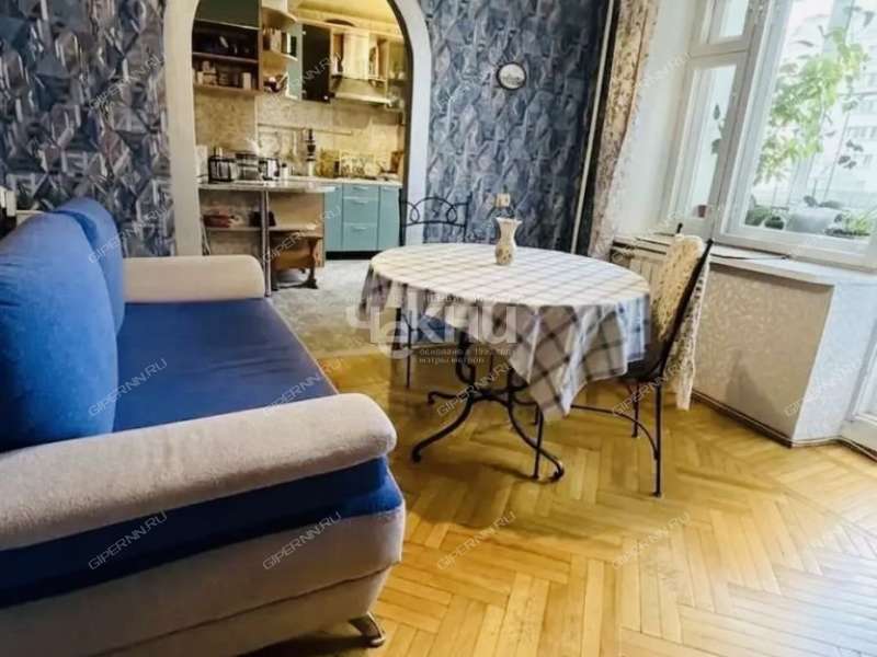 четырёхкомнатная квартира на Агрономической улице дом 136