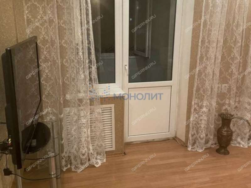 трёхкомнатная квартира на Эпроновской улице дом 10