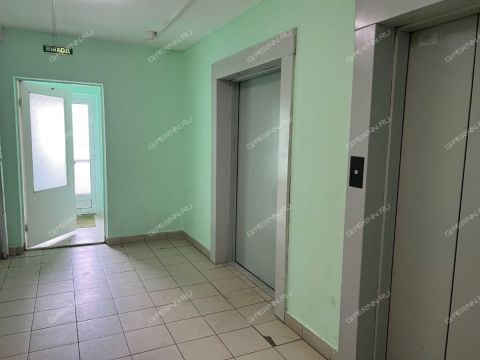 1-komnatnaya-nab-volzhskaya-d-23 фото