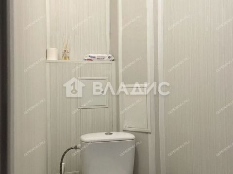 3-komnatnaya-ul-sergeya-akimova-d-25 фото