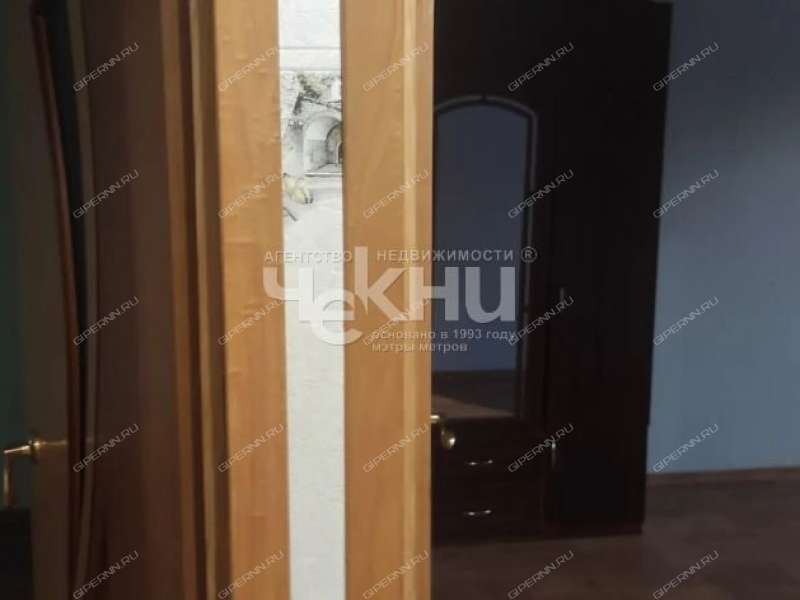 трёхкомнатная квартира на Новой улице дом 4 село Смольки