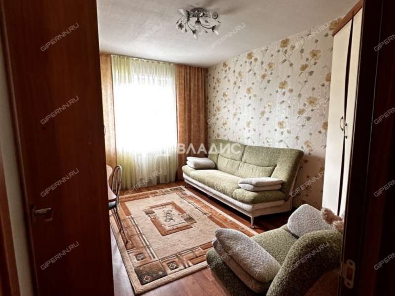 трёхкомнатная квартира на улице Верхнепечёрская дом 12 к1