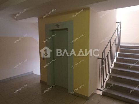kvartira-studiya-b-r-yuzhnyy-d-8 фото