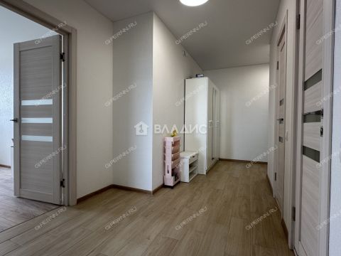 2-komnatnaya-prosp-geroev-donbassa-d-11 фото
