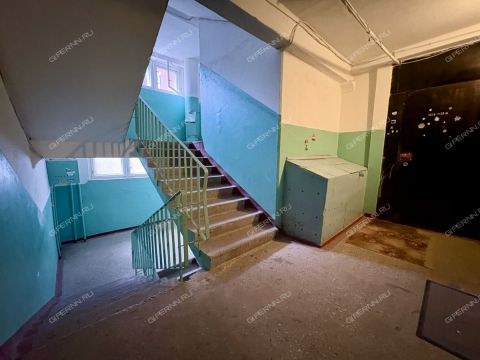 4-komnatnaya-ul-bogdanovicha-d-1-k2 фото