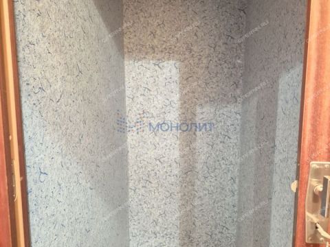 1-komnatnaya-ul-germana-lopatina-d-6 фото
