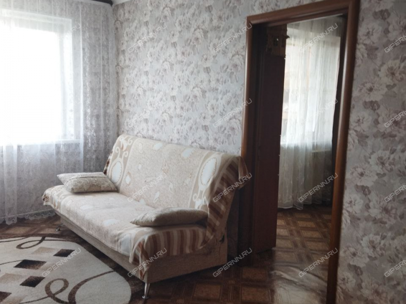 трёхкомнатная квартира на улице Адмирала Макарова дом 5