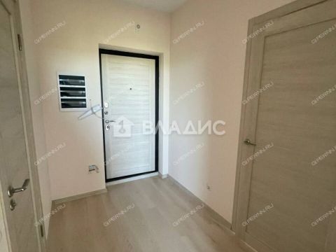 1-komnatnaya-ul-zelenhozovskaya-d-1n фото