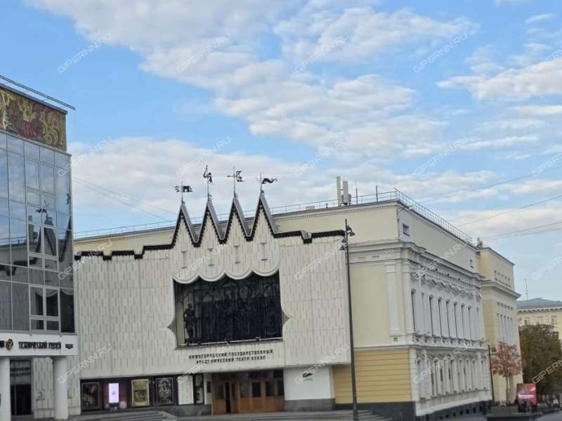 трёхкомнатная квартира на Большой Покровской улице дом 32
