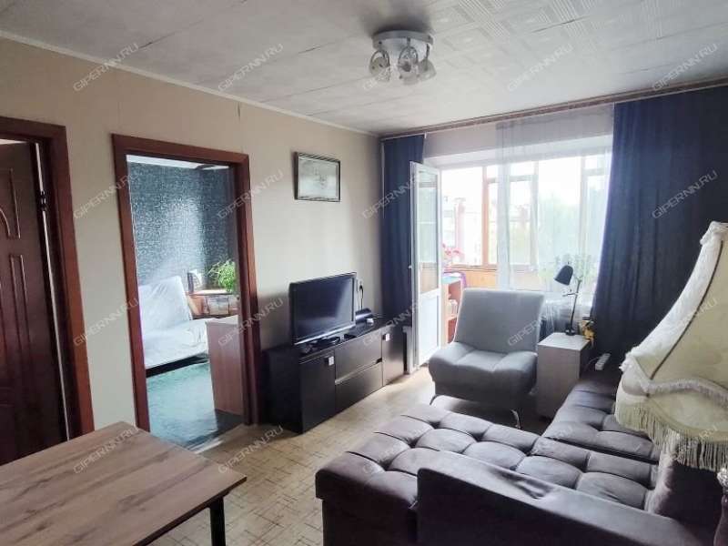 четырёхкомнатная квартира на Зелёной улице дом 7А город Кстово