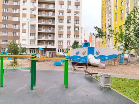 1-komnatnaya-ul-romantikov-d-11 фото