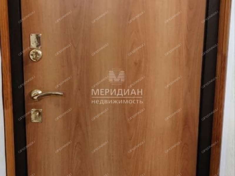 трёхкомнатная квартира на улице Героя Шнитникова дом 20