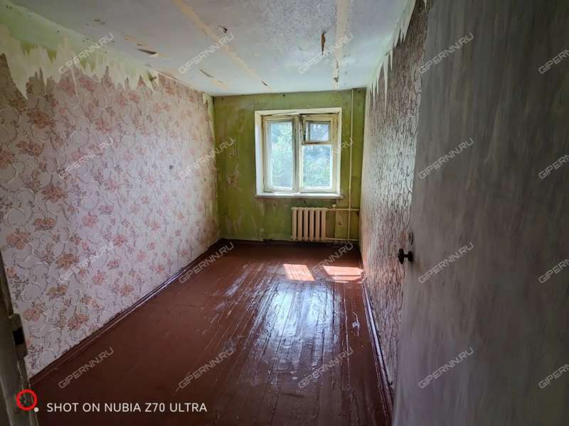 трёхкомнатная квартира на улице Героя Советского Союза Прыгунова дом 13