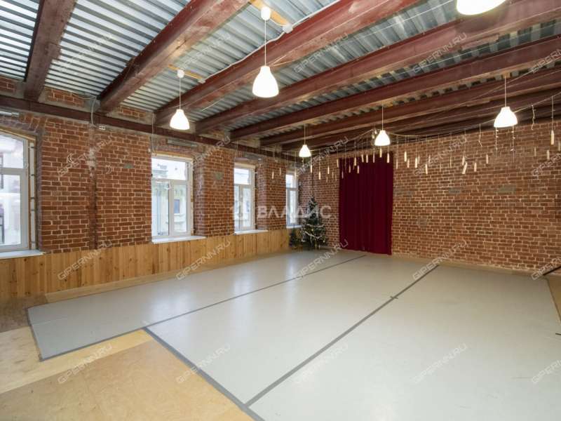 помещение под помещение свободного назначения на Большой Покровской улице