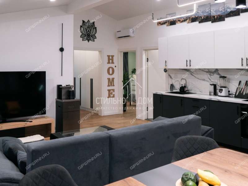 дом на улице Цветочная село Безводное