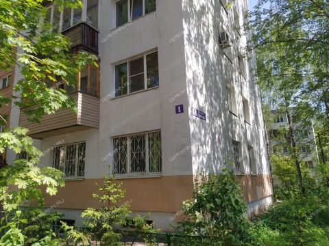3-komnatnaya-ul-geroya-bykova-d-1 фото