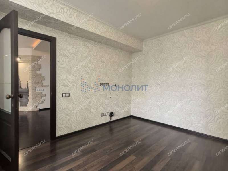 трёхкомнатная квартира на улице Фрунзе дом 21