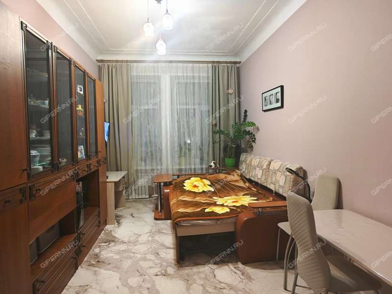 комната в доме 8/15 на Алексеевской улице