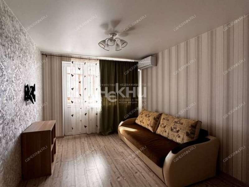 двухкомнатная квартира на улице Верхнепечёрская дом 11 к1