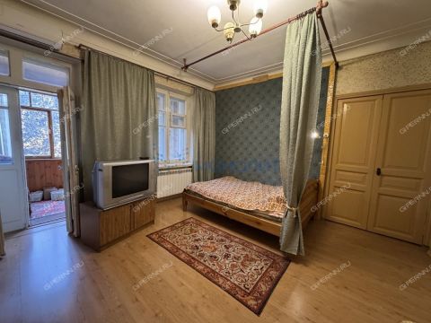 3-komnatnaya-ul-lomonosova-d-10 фото