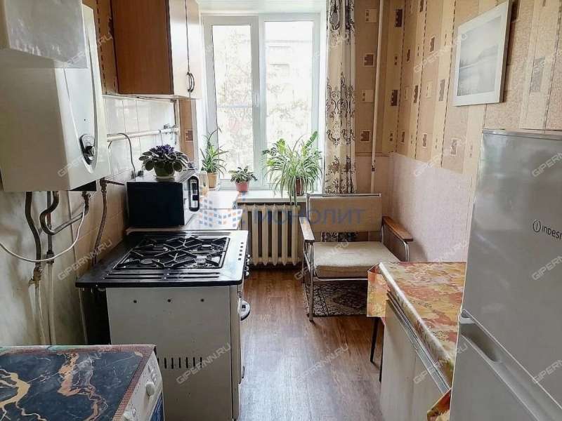 двухкомнатная квартира на улице Космонавта Комарова дом 17