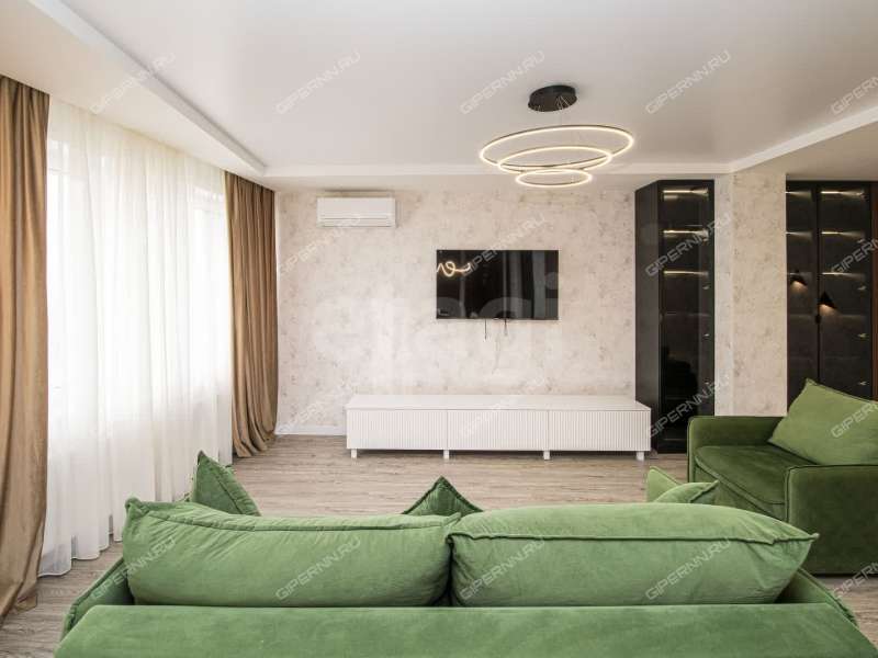 трёхкомнатная квартира на улице Маршала Баграмяна дом 3