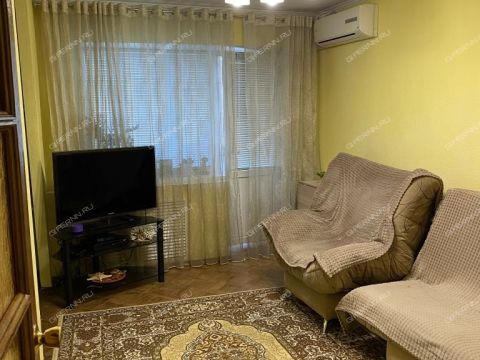 2-komnatnaya-ul-dolzhanskaya-d-8 фото