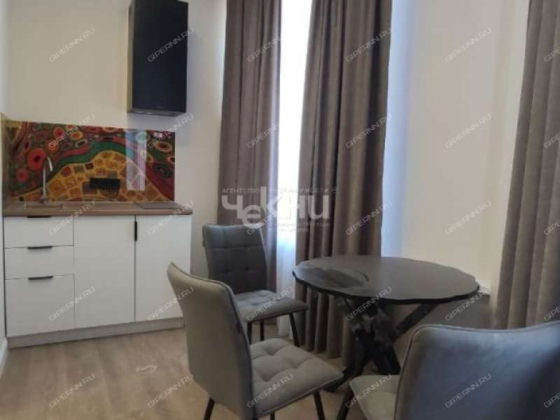 квартира-студия на Алексеевской улице дом 24/27