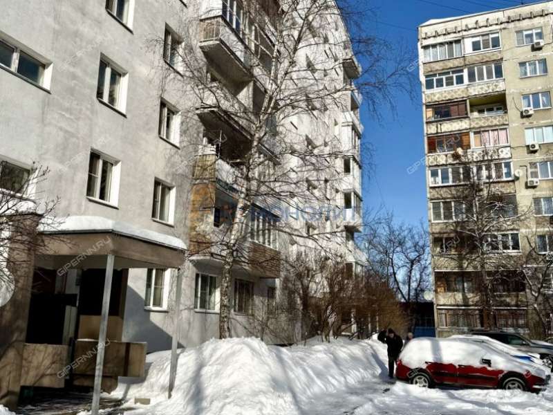 четырёхкомнатная квартира на улице Строкина дом 18