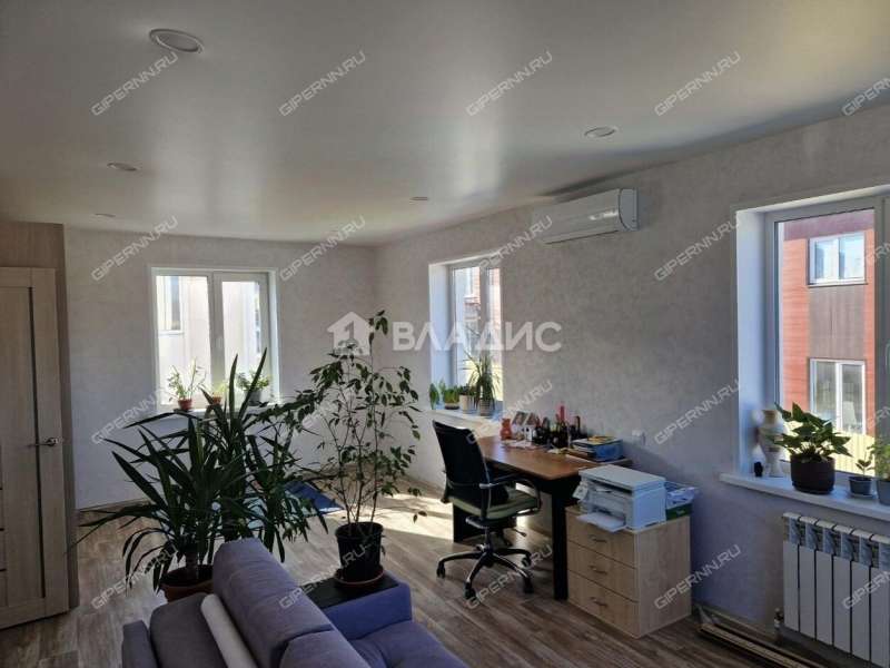 дом на Акварельной улице