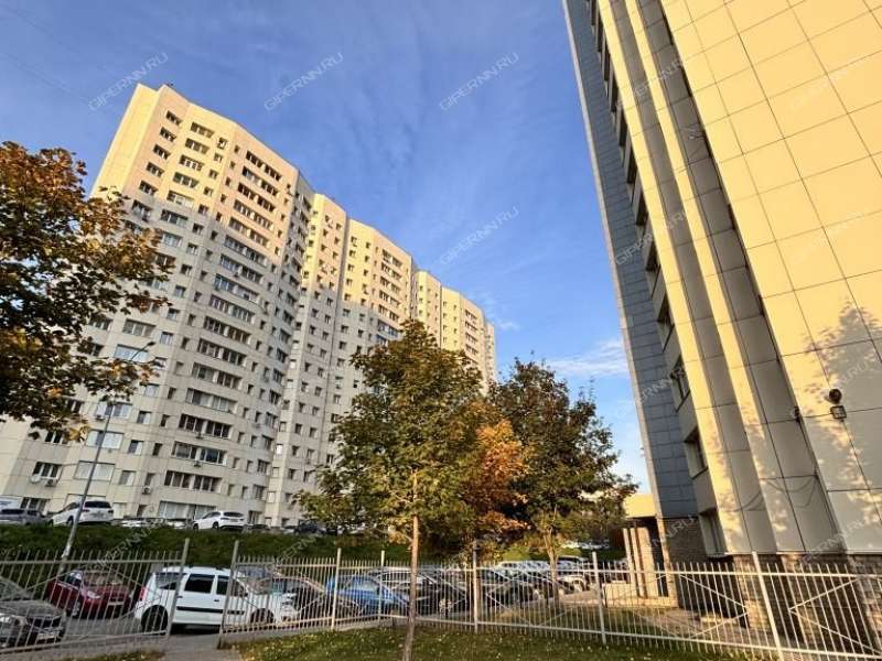 трёхкомнатная квартира на улице Богдановича дом 2