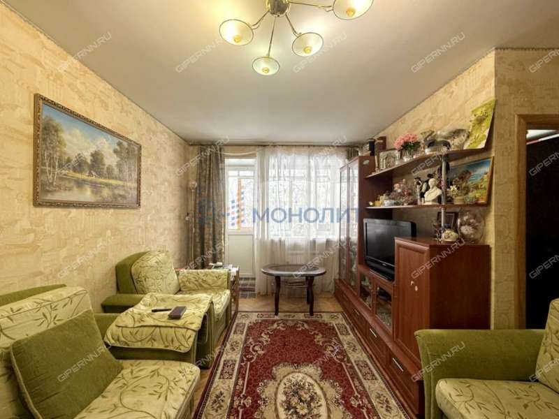 трёхкомнатная квартира на Ошарской улице дом 94