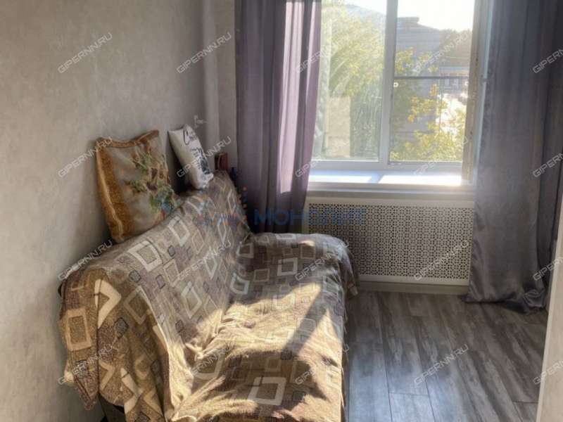 квартира-студия на улице 40 лет Октября дом 1А