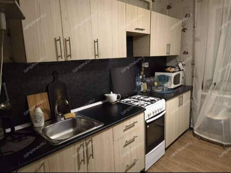 двухкомнатная квартира на улице Строкина дом 10