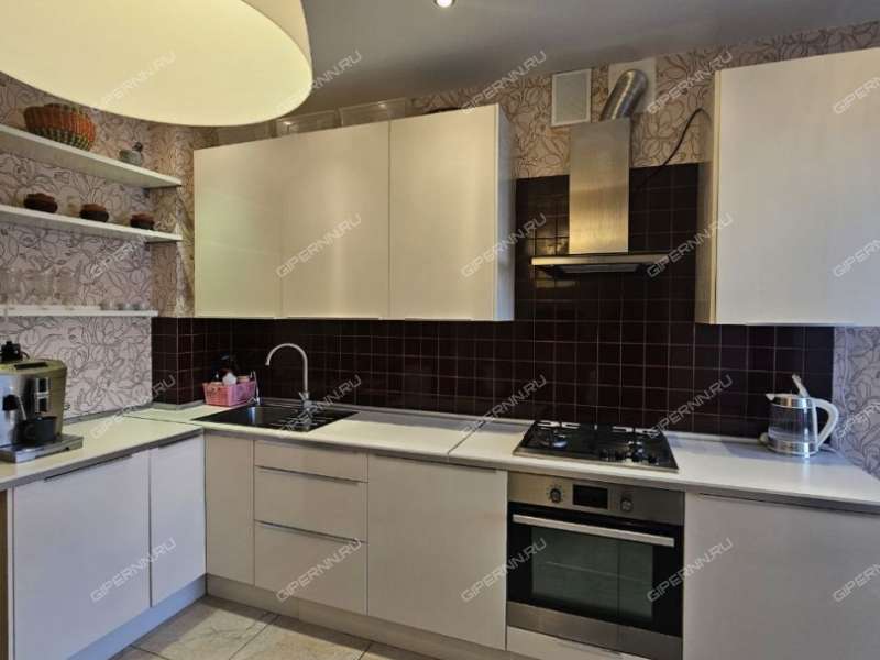 двухкомнатная квартира на улице Родионова дом 193 к6