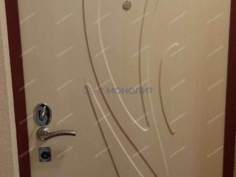 трёхкомнатная квартира на Подворной улице дом 1