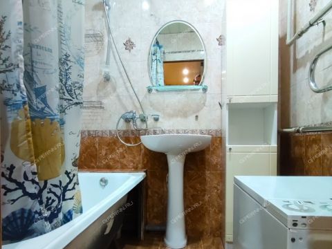 3-komnatnaya-ul-gorohoveckaya-d-18 фото