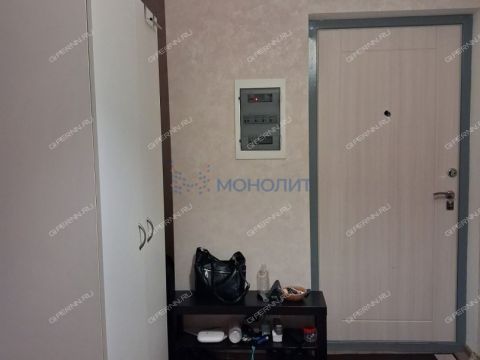 3-komnatnaya-ul-romantikov-d-13 фото