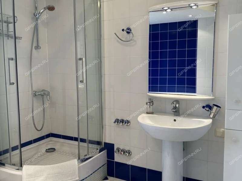 пятикомнатная квартира на Ошарской улице дом 88 к1