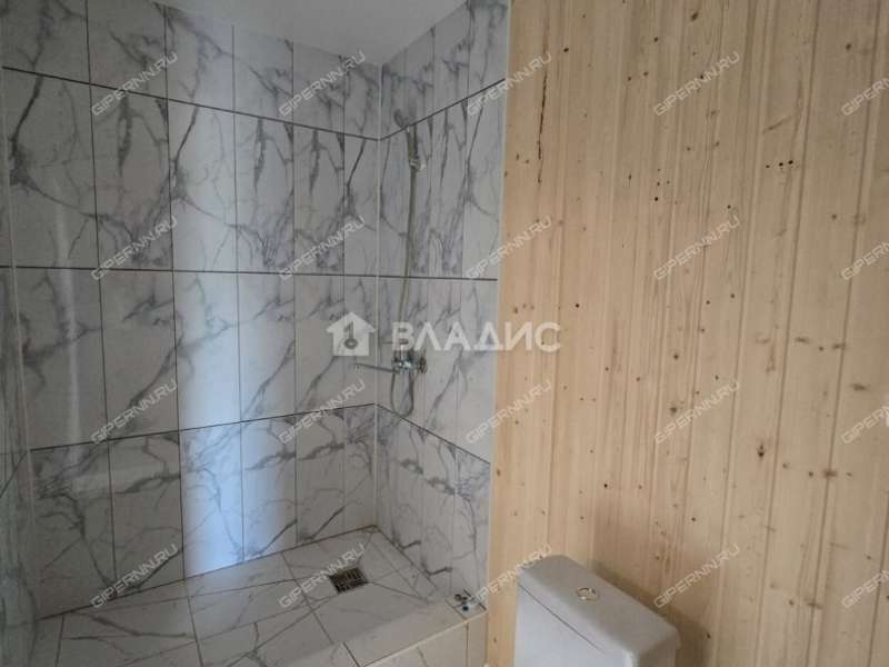 дом на улице Еловая коттеджный посёлок Клевер