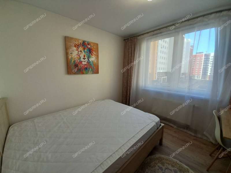 трёхкомнатная квартира на проспекте Героев Донбасса дом 10