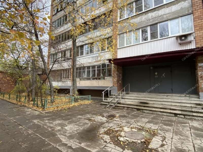 трёхкомнатная квартира на улице Сергея Есенина дом 14