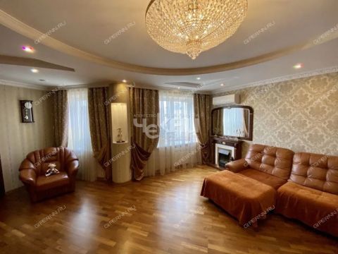 4-komnatnaya-ul-dunaeva-d-8 фото