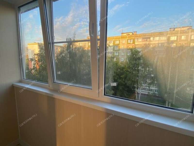 трёхкомнатная квартира на улице Челюскинцев дом 22